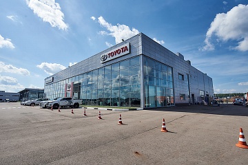 Автосалон TOYOTA, Калуга